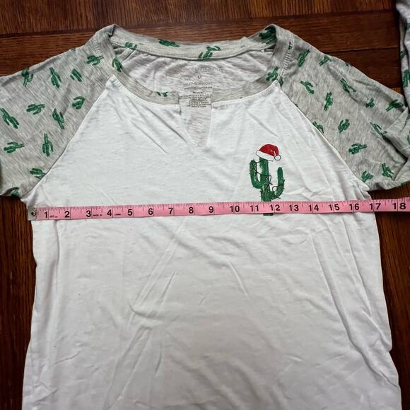 Grayson Threads Womens Santa Christmas Cactus Quarter Length Sleeve Shirt Medium - Picture 6 of 8